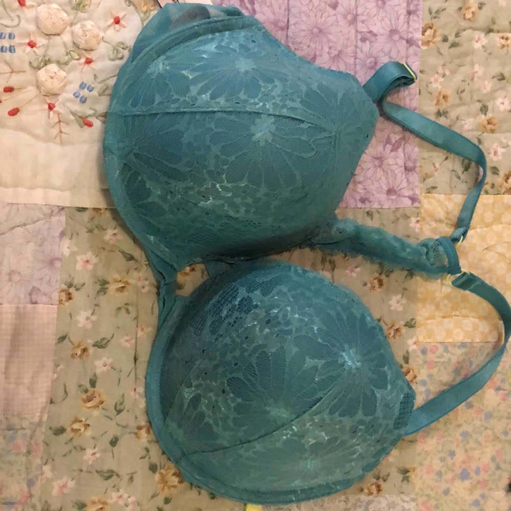 Lace Underwire Bra in Teal